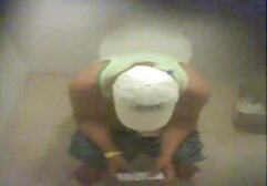 Mười một phụ massage cho em gai nhat nữ Nhật bản đưa cua trong các tàu điện ngầm