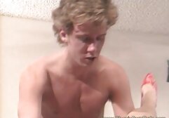 Nadia, hồi rơi trên giường trong phòng ngủ gai nhat di masa