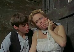 Một chút Các Người đàn ông Lily Adams ' cạo lông chân, và sau đó xé các massage sex nhật bản cô gái ra một máy giặt