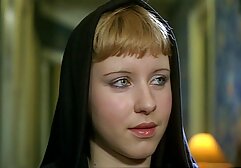 Các massage gái nhật Cô Gái, Cô Gái Hành Động