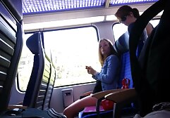 Bắt đầu hôn ngực chơi xe tăng massage gai nhat nào