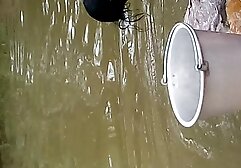 Đức cô gái vào cuối ăn di chuyển vào massage kích dục nhật bản trong hồ bơi