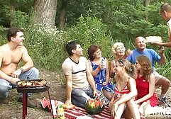 Bên trong máy móc và máy phim massage nhat móc