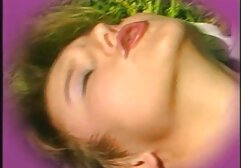 Cô gái trên massage sex nhật chiếc ghế